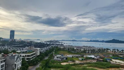 MiVi Seaview Homestay Citadines Marina Hung Thang Ha Long – Photos 9